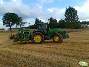 John Deere 8230 + Amazone