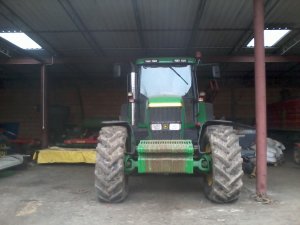 John Deere 7710