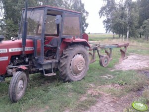 Massey Ferguson 255 + pług 4-skibowy