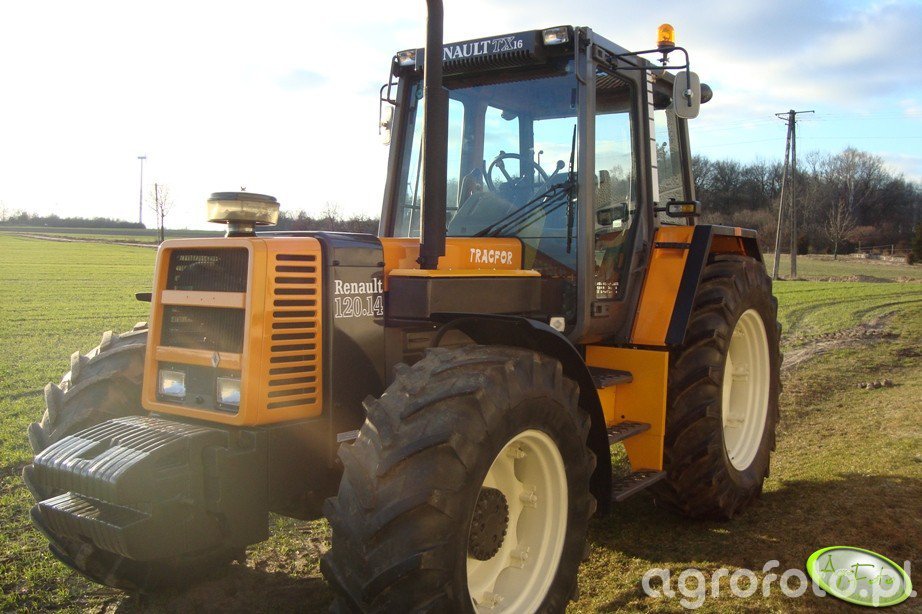 Zdjęcie Traktor Renault 120.14 #334142 - Galeria Rolnicza Agrofoto