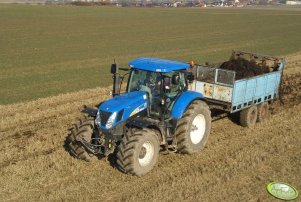 New Holland T7030 AutoCommand + T088