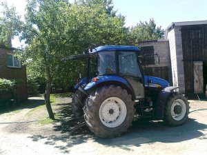 New Holland TD80D