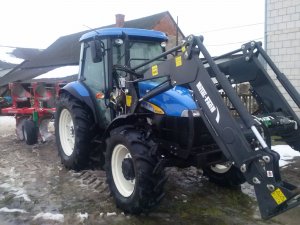 New holland td5050