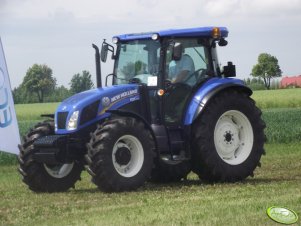 New Holland TD5.105