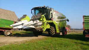 Claas Tucano 440