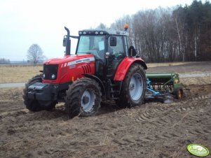 Massey Ferguson 5465