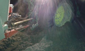 John Deere powieszony