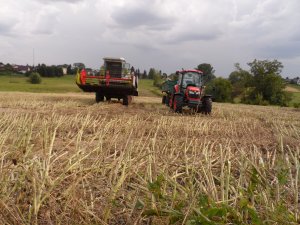 Claas Dominator 68 & Kubota M7040