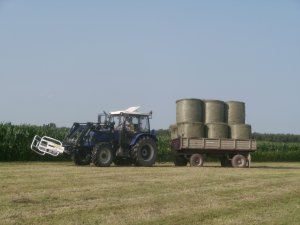 Farmtrac 675 DT + Przyczepa