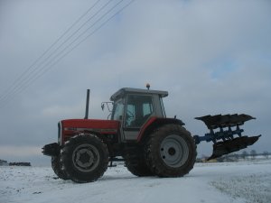 Massey Ferguson 3645 & Frost Mosel V140