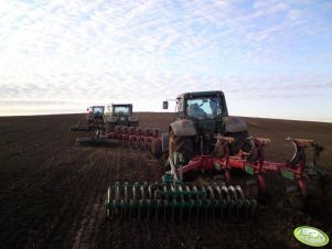 2x John Deere & Fendt 820