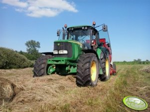 John Deere 6920 + Lely Welger RP 445 .