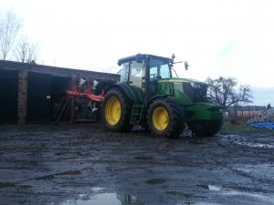 John Deere 6100 MC