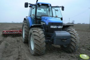 New Holland TM165