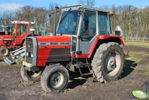 Massey Ferguson 690