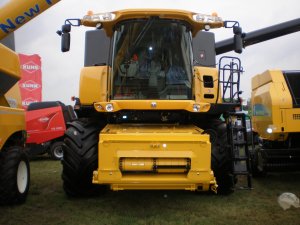 New Holland CR 9080 4x4