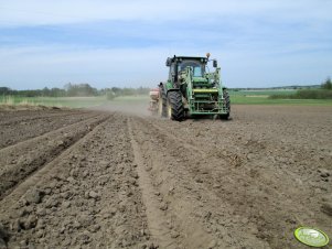 John Deere 5100R + Accord Optima