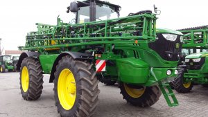 John Deere R4040i