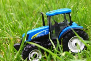 New Holland TS135A