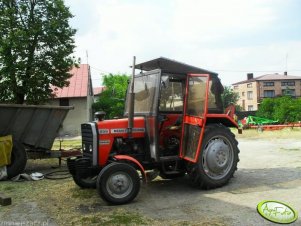 Massey Ferguson 255