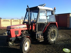 Zetor 7211