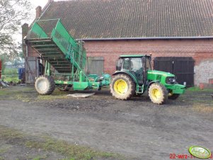 John Deere 5080M