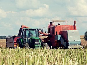 John Deere 6630 i Bizon Z056