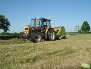 Renault + Claas rollant 44