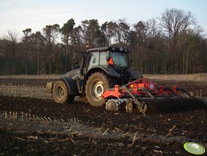 Valtra T162e & Gregoire Besson