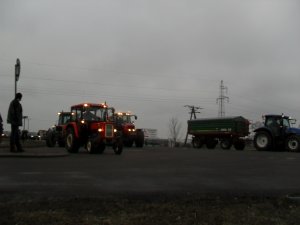 Zakończenie blokady  na skrzyżowaniu dróg krajowych nr 19 i 63 w Radzyniu Podlaskim