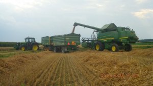 John Deere W540 + John Deere 6830 Premium