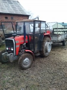 Massey Ferguson 255 + Rozrzutnik T032