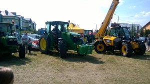 John Deere 6110 RC