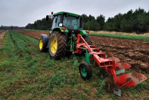 John Deere 6200 + AgroMasz PJ4