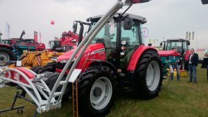 Massey Ferguson 5610