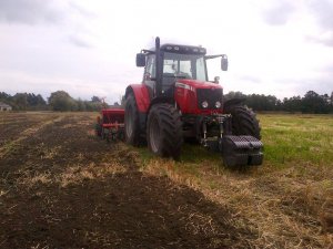 Massey Ferguson 5445 + Ares TL-Poznaniak