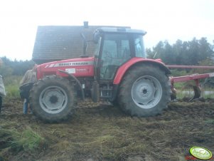 Massey Ferguson 5465