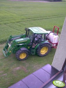 John Deere 5100R + Bury 1000l