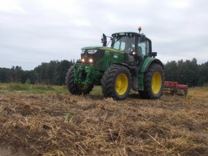 John Deere 6140M + Agregat