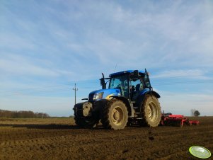 New Holland T6050 PLUS + Unia kombi 