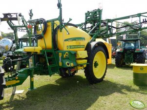 John Deere 740i