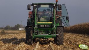 John Deere 5100R