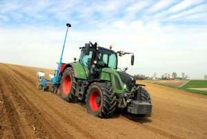 Fendt 714 & Monosem NG plus 4 EXTEND