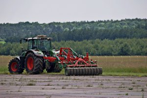 Fendt 724 Vario + Unia Cross L Drive