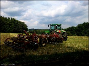 John Deere 8100