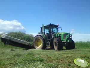 John Deere 6230