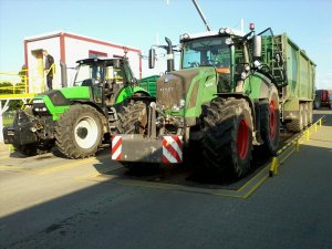 Deutz Fahr Agrotron M650 i Fendt 828 Vario