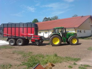 John Deere 6140M + Kverneland Taarup 10045R