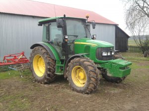 John Deere 5100R