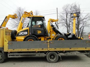 JCB